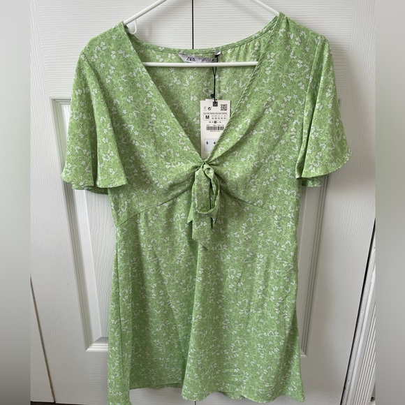 Zara dress - Picture 4 of 4